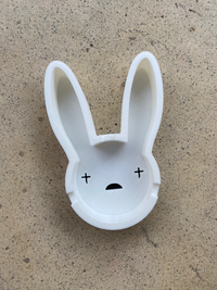 Cenicero Bad Bunny 3